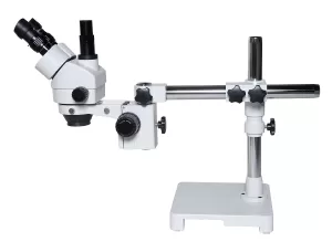 SZM-600T zoom sztereo-mikroszkóp 7x-45x nagyítással